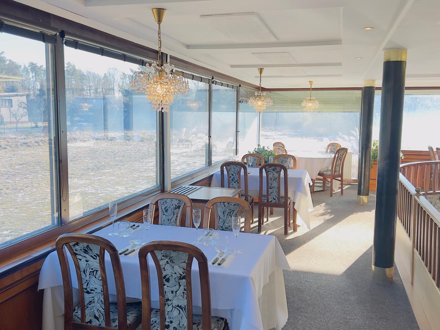 Hotel Sloup Sobeslav Екстер'єр фото